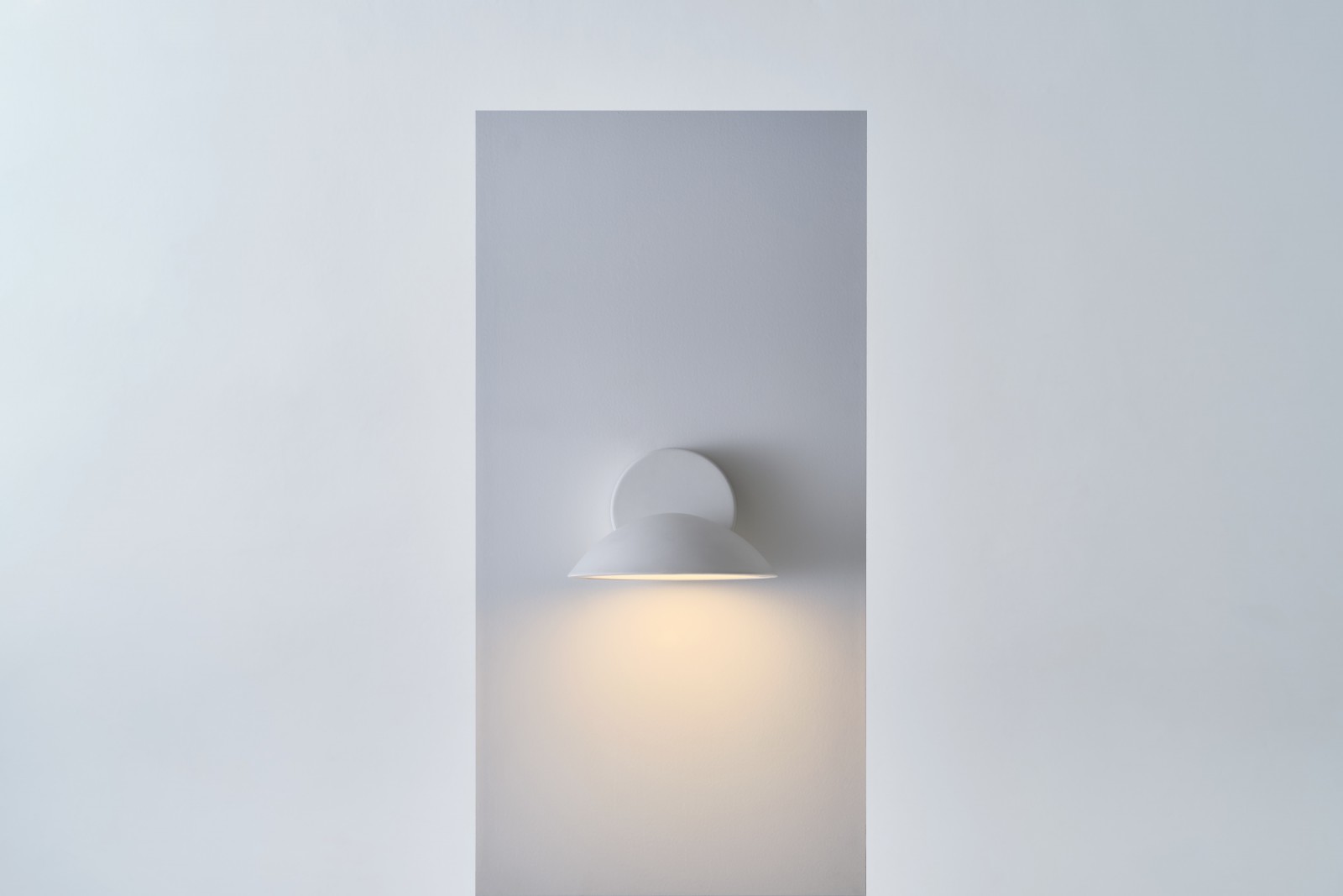 Direct wall lamp