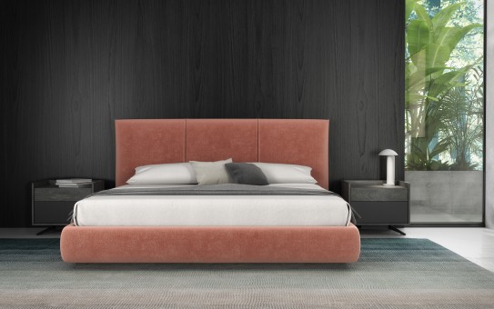Shown in Velvety fabric VY071, Anthracite Birch 21 and Black glass 324. Shown in Velvety fabric VY071, Anthracite Birch 21 and Black glass 324.